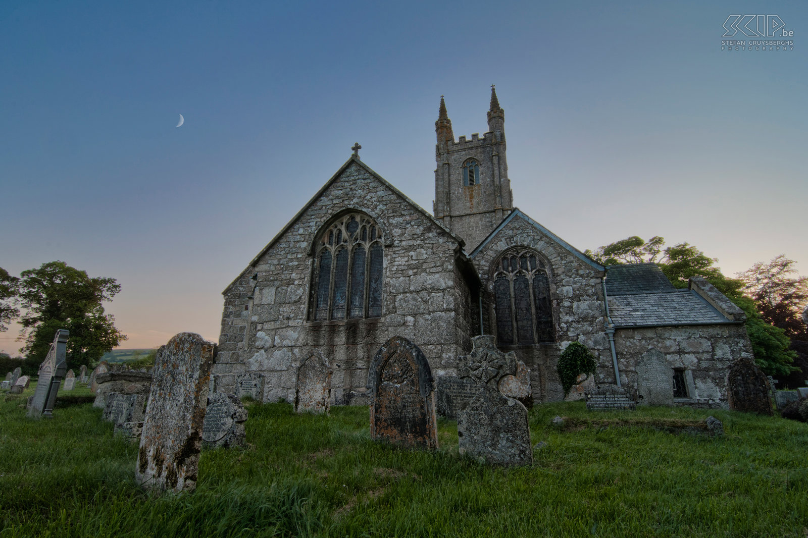 Church of Widecombe-in-the-Moor The old church of Widecombe-in-the-Moor after sunset. Widecombe-in-the-Moor is a small village in the national park of Dartmoor (Devon). Stefan Cruysberghs